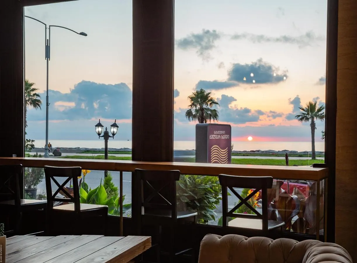 Boulevardside Batumi Hotel