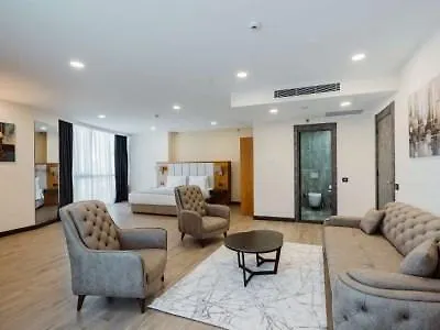 Boulevardside Batumi Hotel